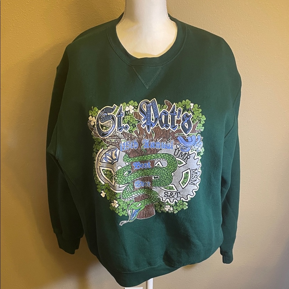 Russell Athletic Green Graphic Crewneck Sweater